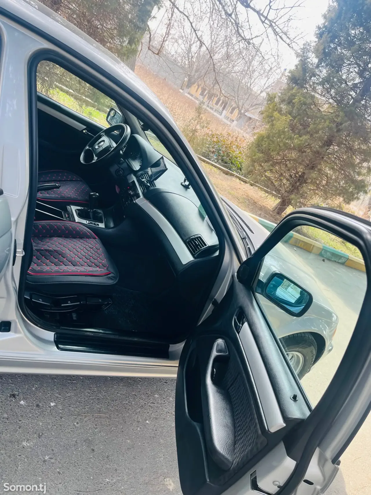 BMW 3 series 2000 · 1.8 MT