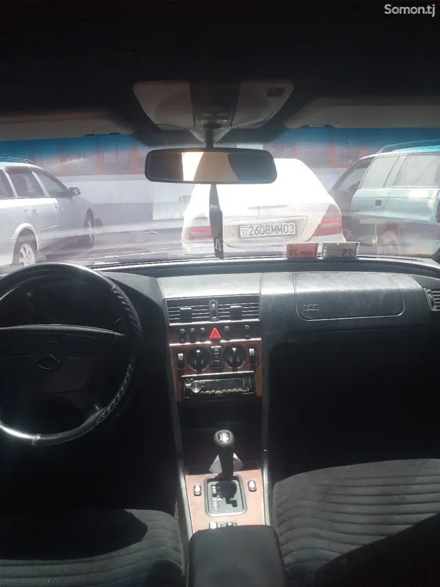 Mercedes-Benz C class 1998 · 2.0 AT