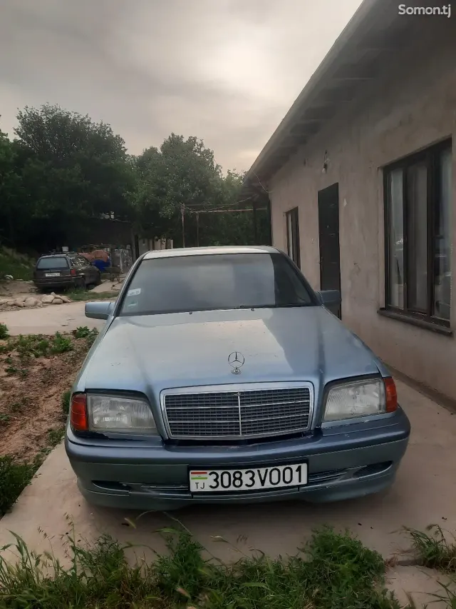 Mercedes-Benz A class 1996 · 2.6 MT