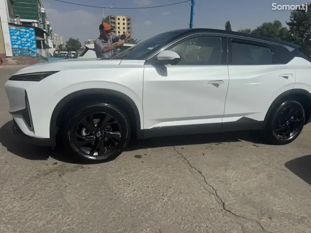 Dongfeng L7 2026 · AMT