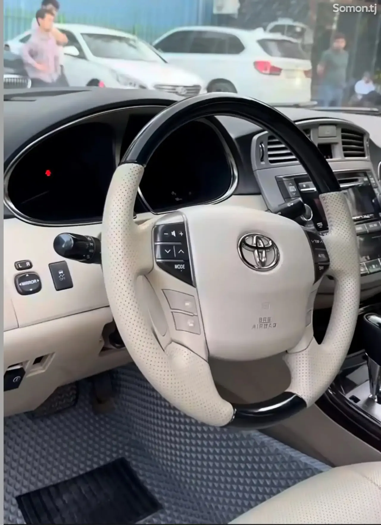 Toyota Avalon 2011 · 3.5 AT