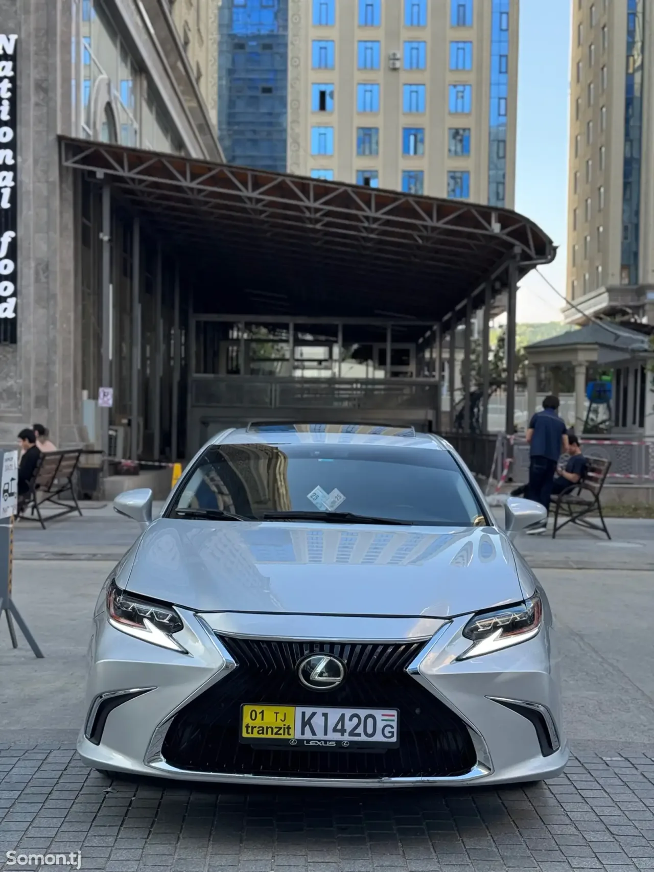 Lexus ES series 2014 · 3.5 AT