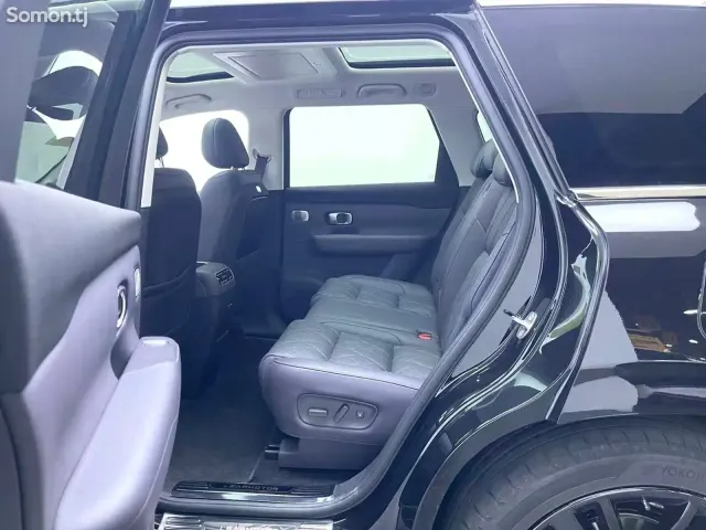 Leapmotor C16 2026 · AT