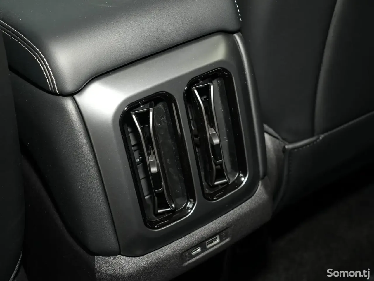 BYD Leopard 3 2025 · AT