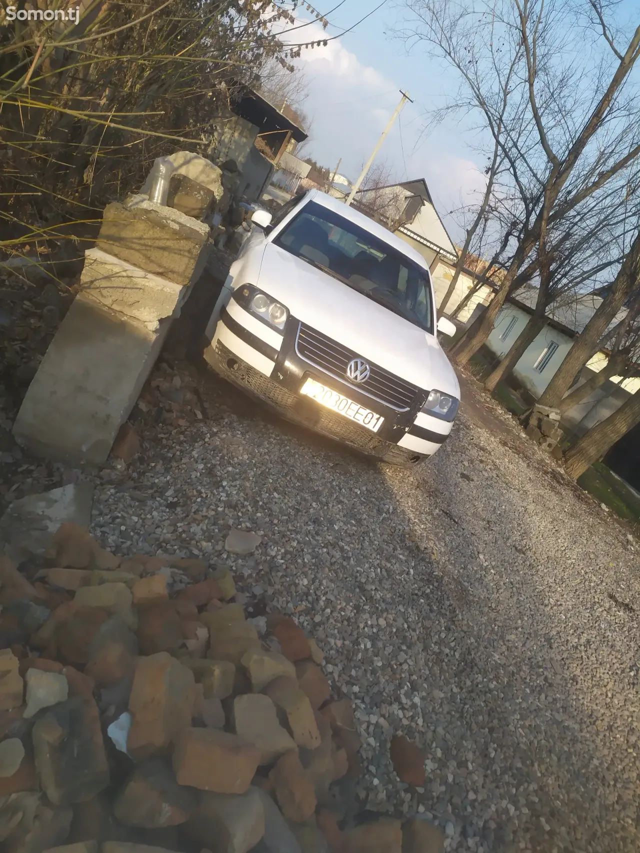 Volkswagen Passat 2000 · 1.6 MT