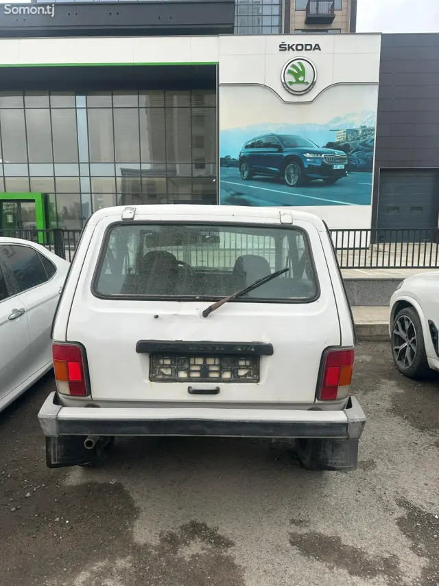 Lada (ВАЗ) Нива 2009 · 1.7 MT