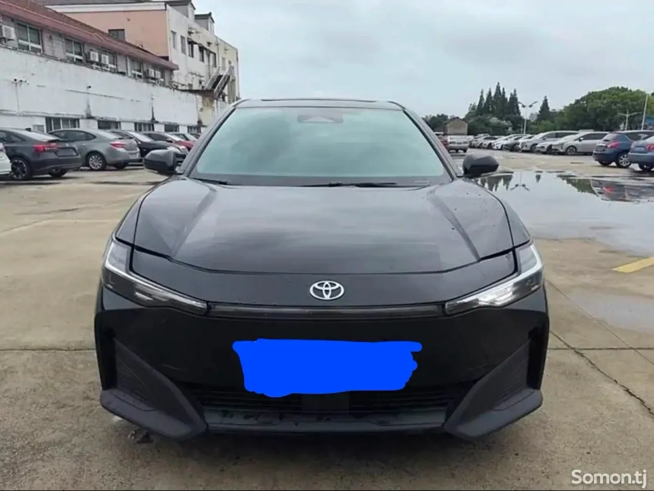 Toyota bZ3 2025 · AT