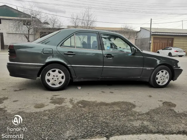 Mercedes-Benz C class 1994 · 1.8 MT