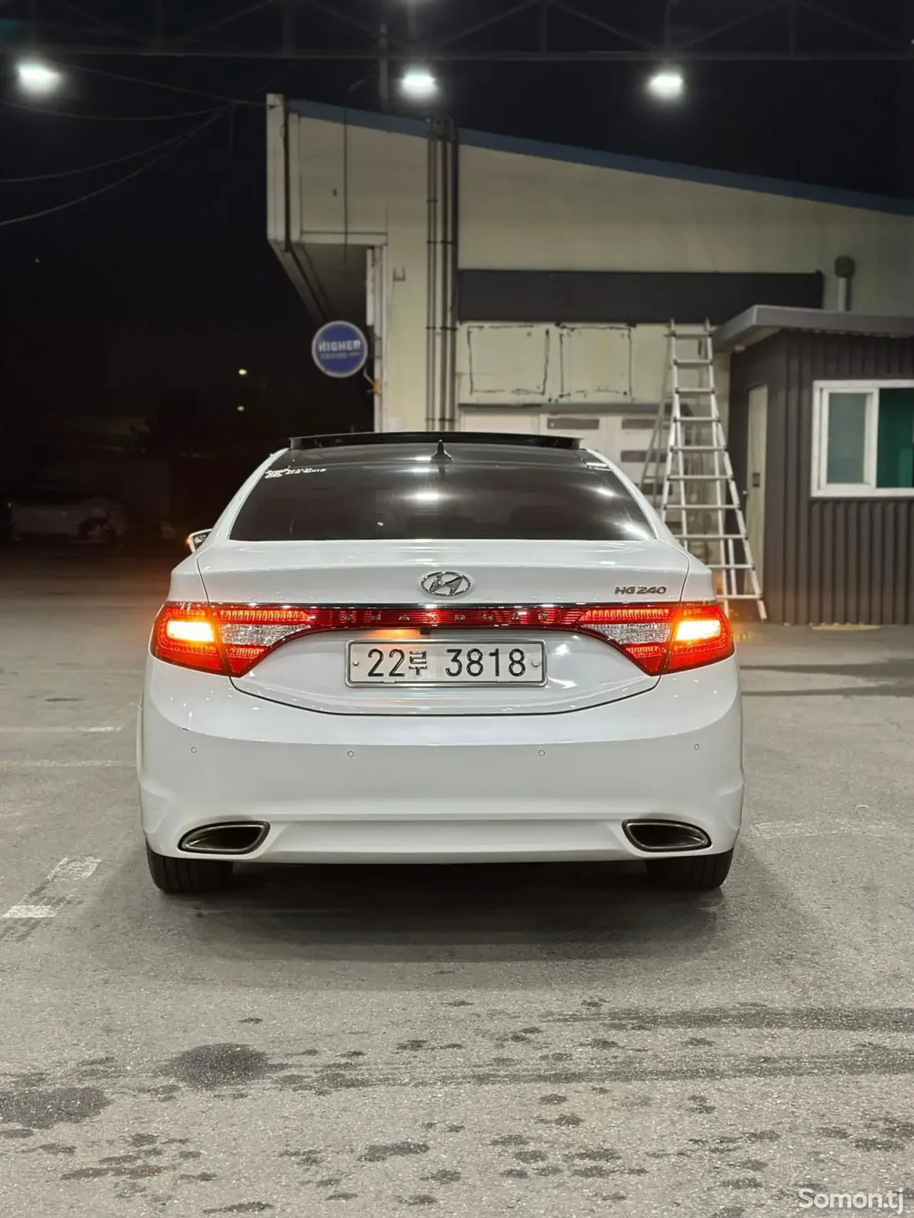 Hyundai Grandeur 2014 · 2.4 AT