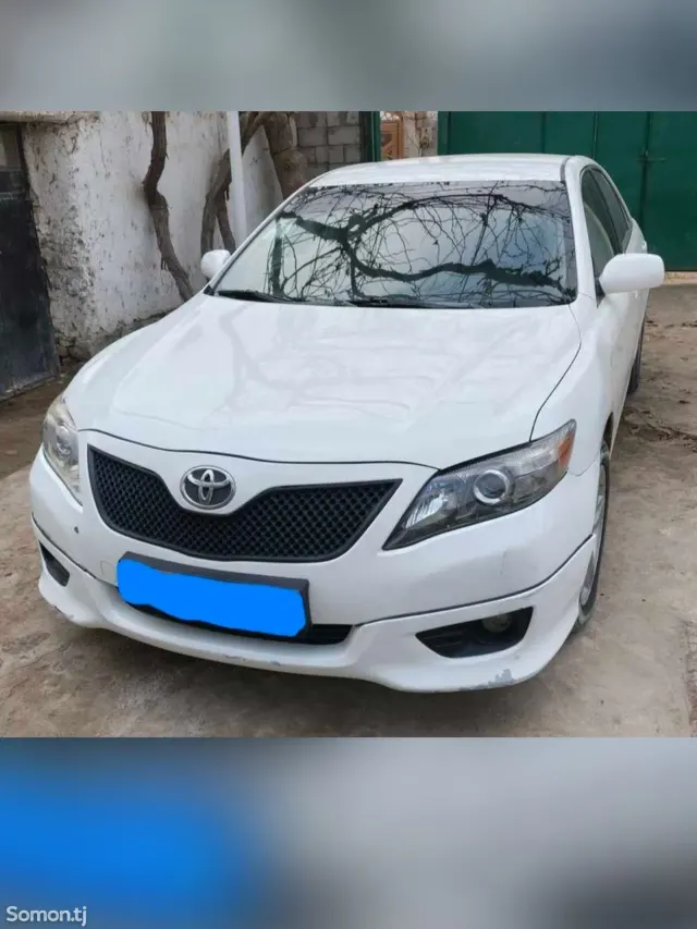 Toyota Camry 2007 · 2.4 AT