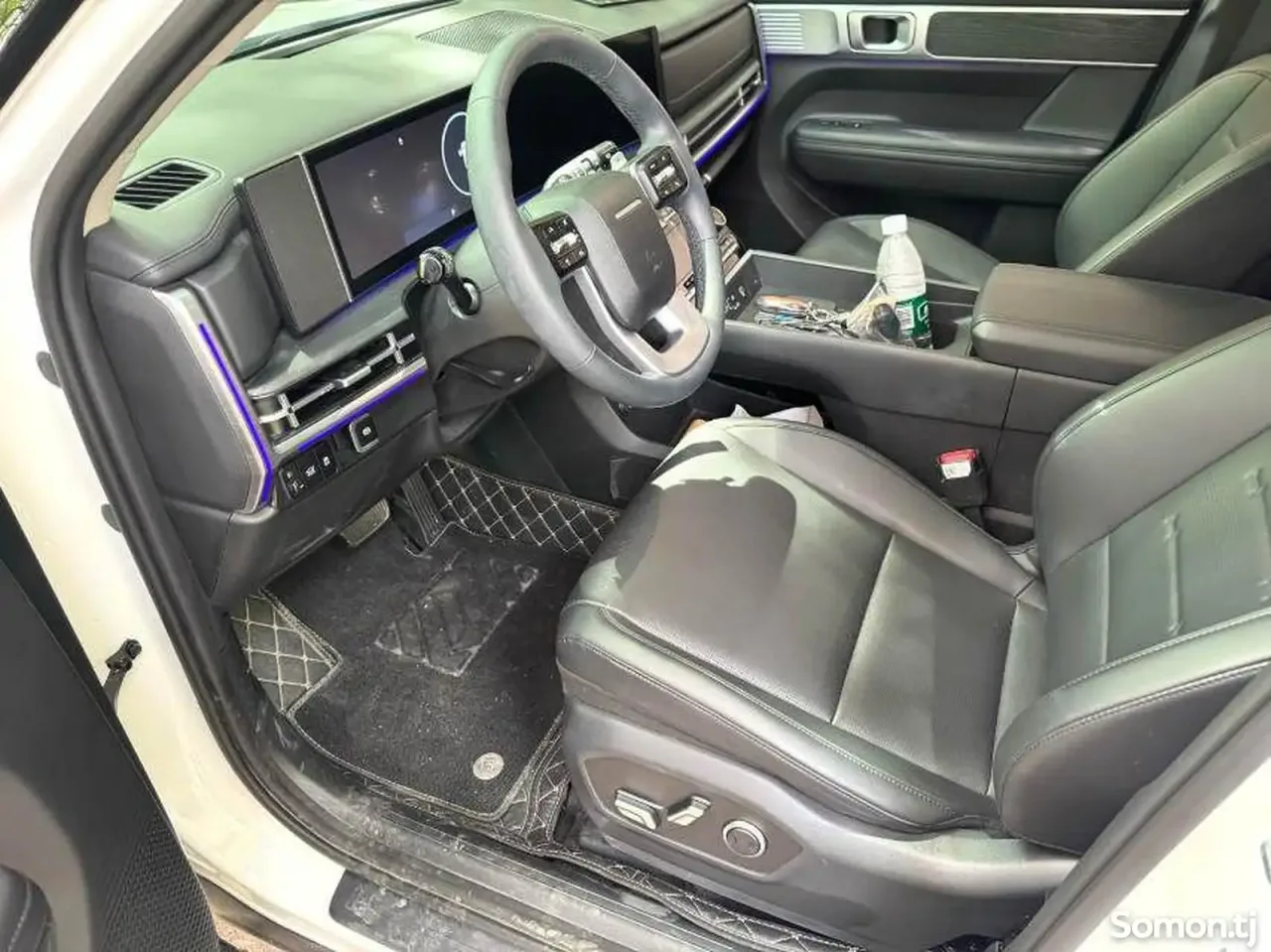 Hyundai Santa Fe 2025 · 2.0 AT