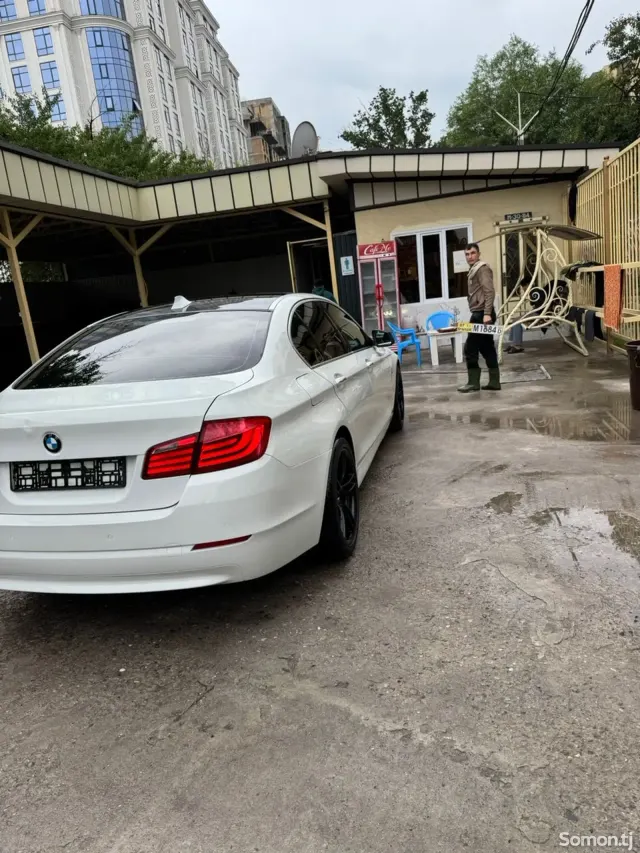 BMW 5 series 2012 · 2.8 AT