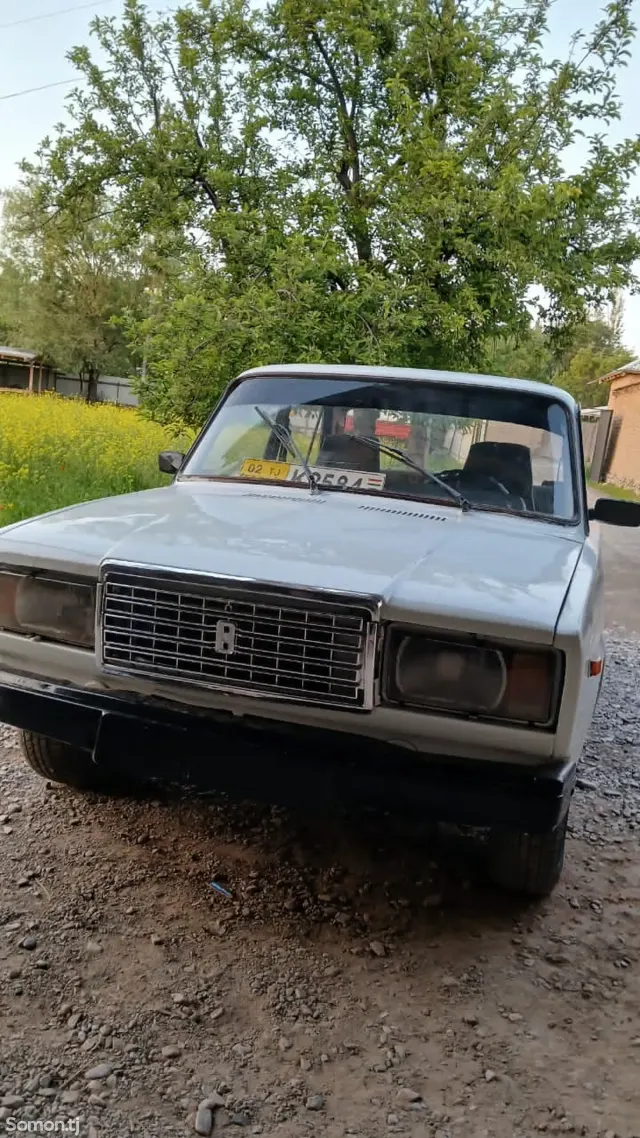 Lada (ВАЗ) 2107 1998 · MT
