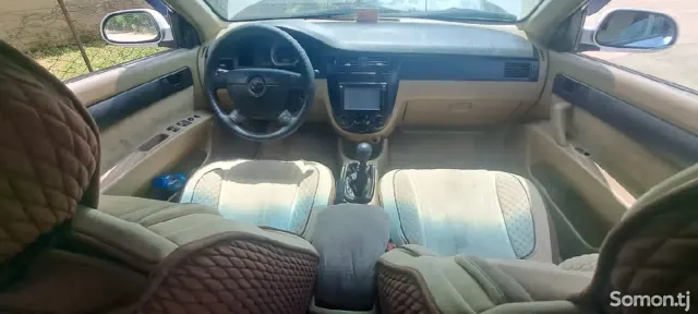 Chevrolet Lacetti 2006 · 1.6 MT