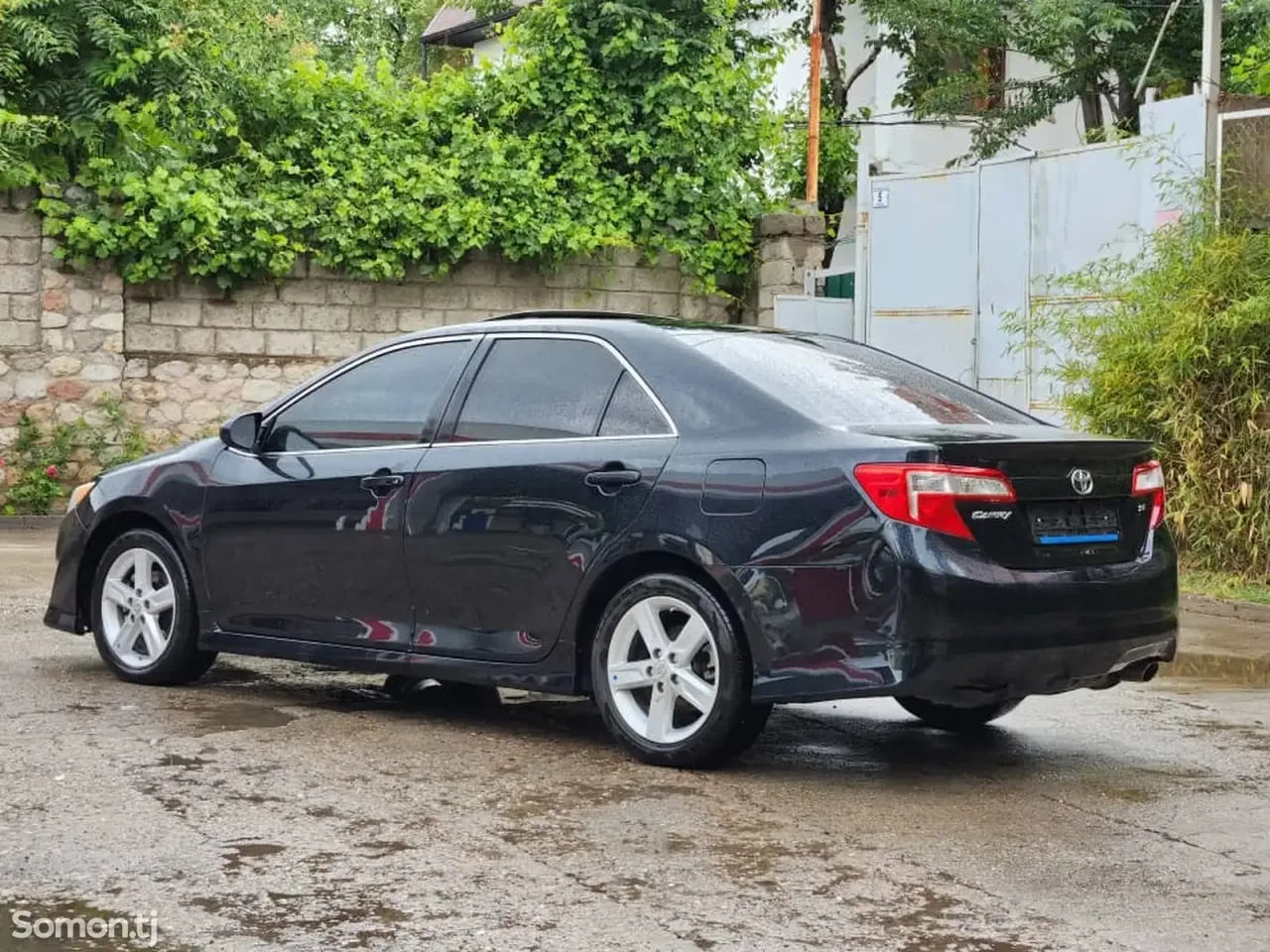 Toyota Camry 2012 · 2.5 AT