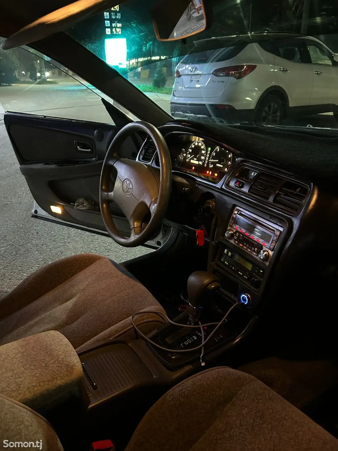 Toyota Corona Mark II 1997 · 2.5 AT