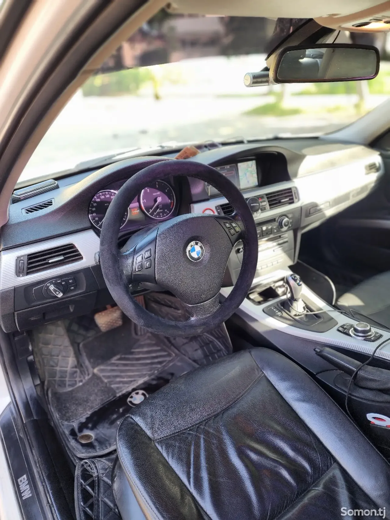 BMW 3 series 2010 · 2.0 AT