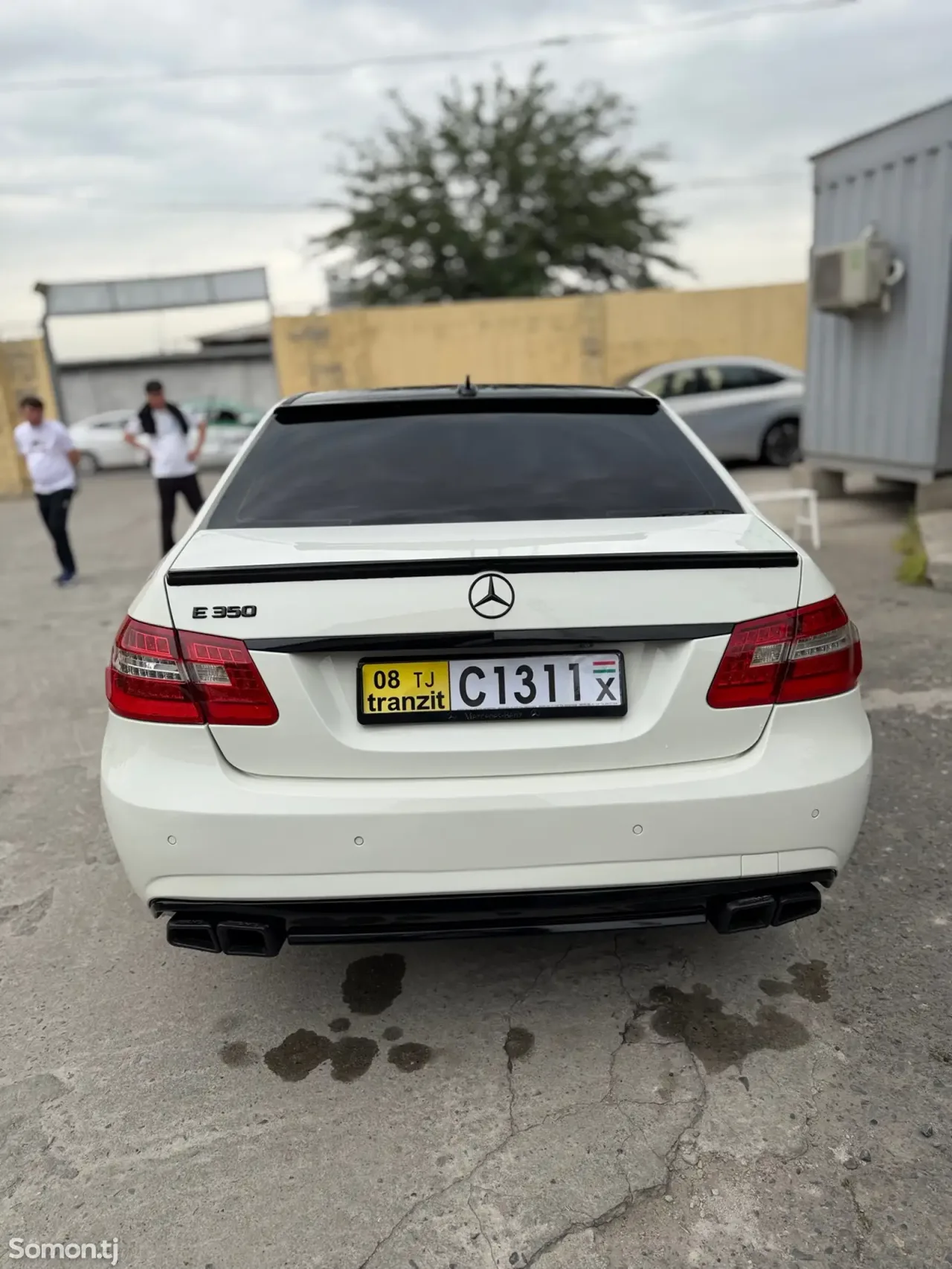 Mercedes-Benz E class 2010 · 3.5 AT