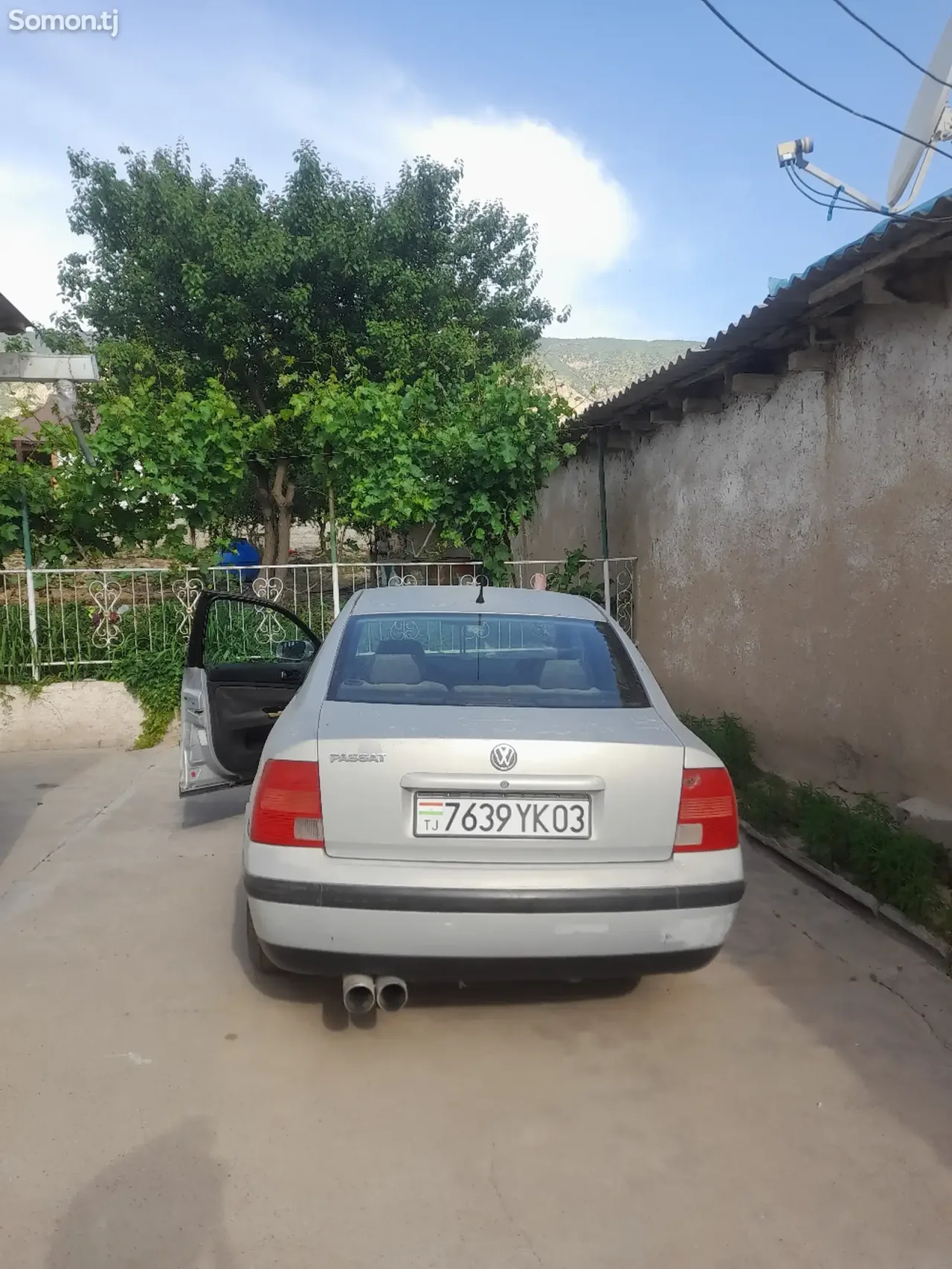 Volkswagen Passat 2003 · 1.8 MT