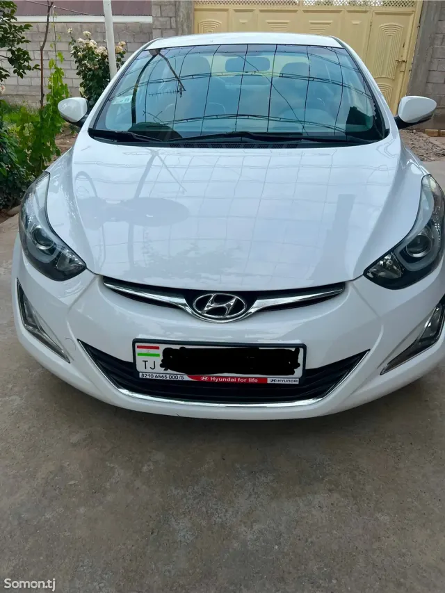 Hyundai Avante 2014 · 1.6 AT