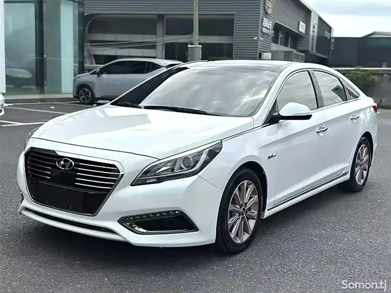 Hyundai Sonata 2015 · 1.5 AT