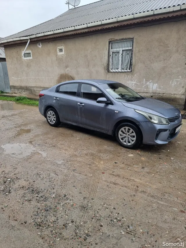 Kia Rio 2019 · 1.4 MT