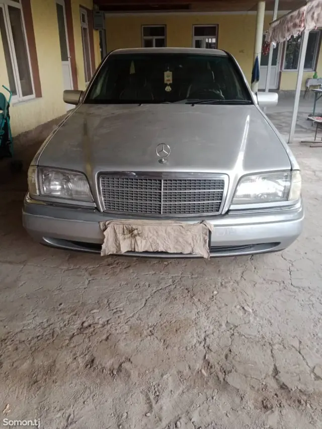Mercedes-Benz C class 1995 · 1.8 AT