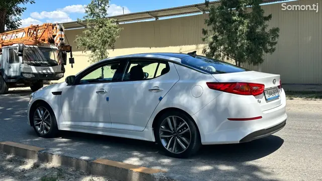 Kia K5 2014 · 2.0 AT