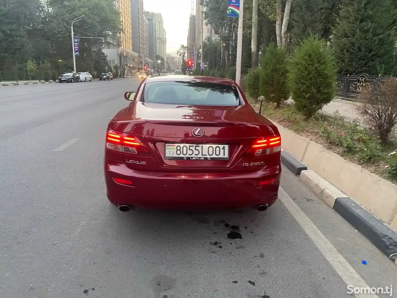 Lexus IS series 2011 · 2.5 AT