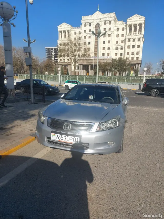Honda Accord 2008 · 3.5 AT