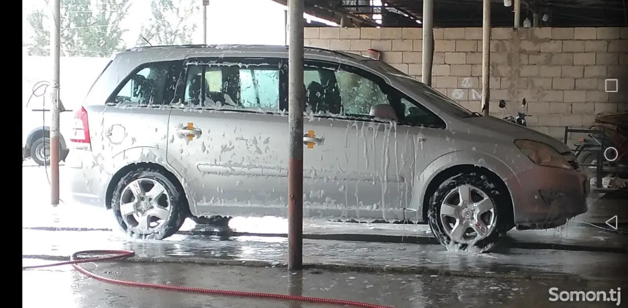 Opel Zafira 2008 · 1.8 MT