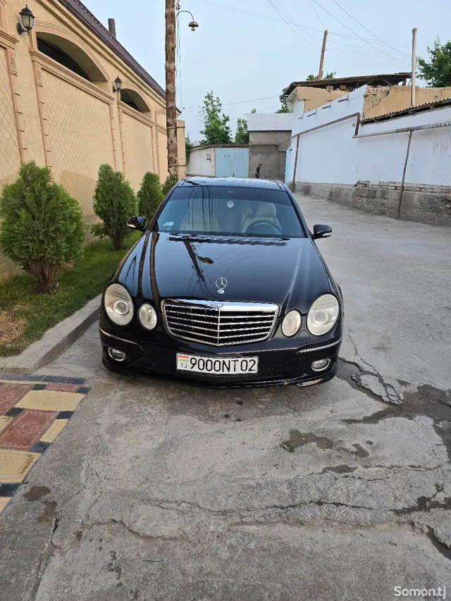 Mercedes-Benz E class 2008 · 3.5 AT