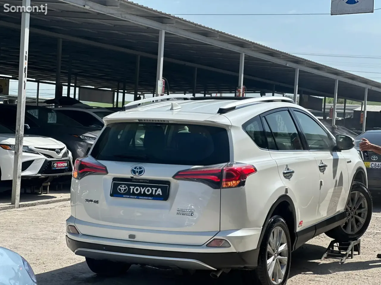 Toyota RAV 4 2017 · 2.5 AT