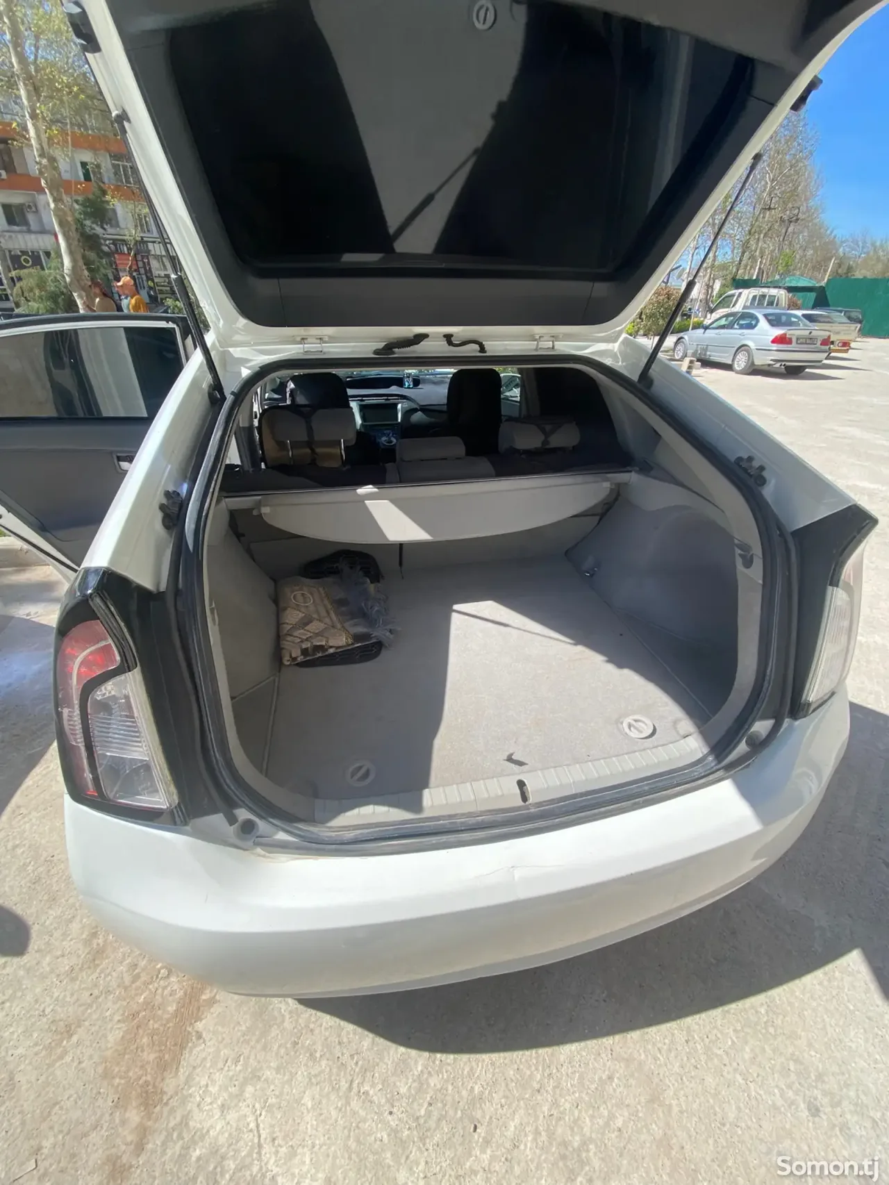 Toyota Prius 2010 · 1.8 AMT