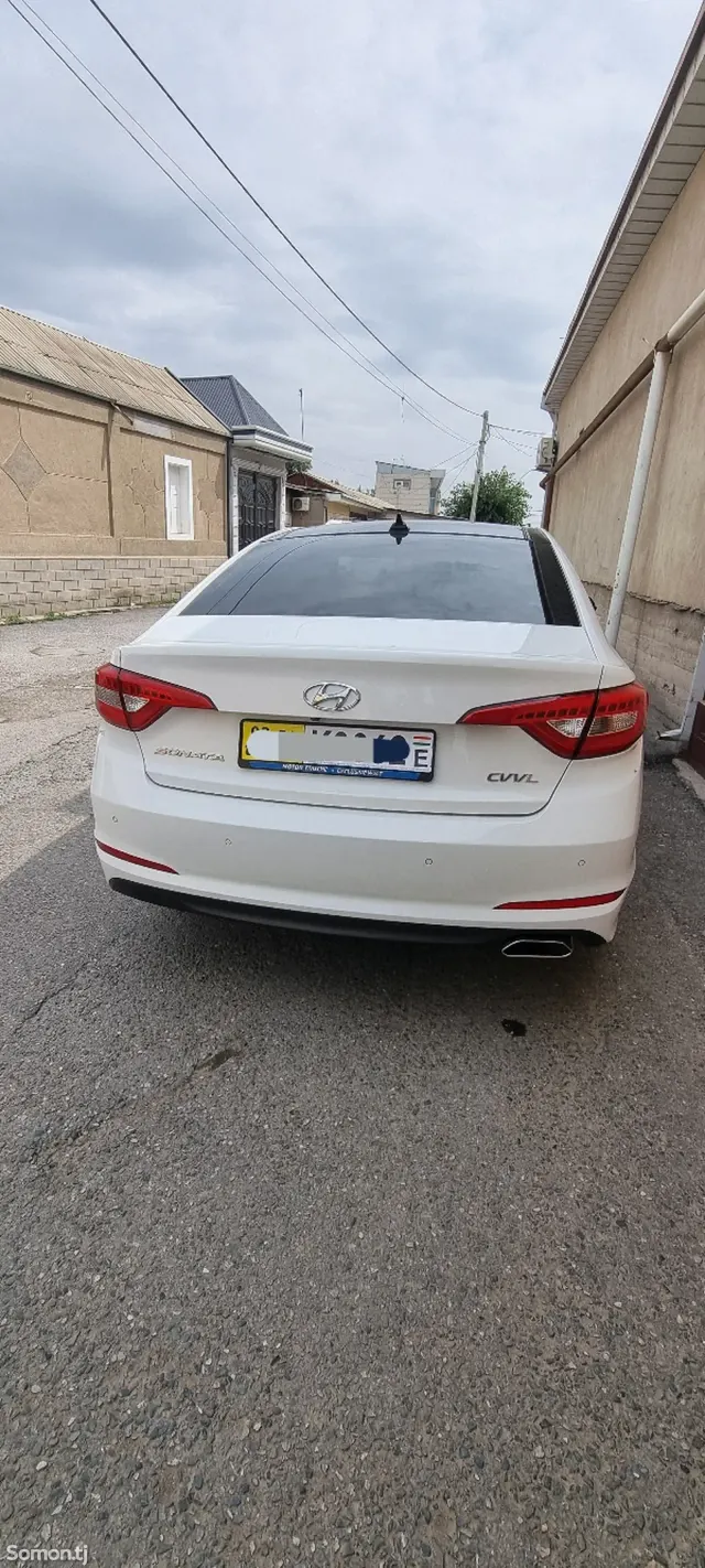 Hyundai Sonata 2016 · 2.0 AT
