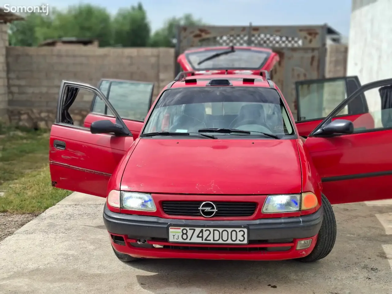 Opel Astra F 1995 · 1.6 MT