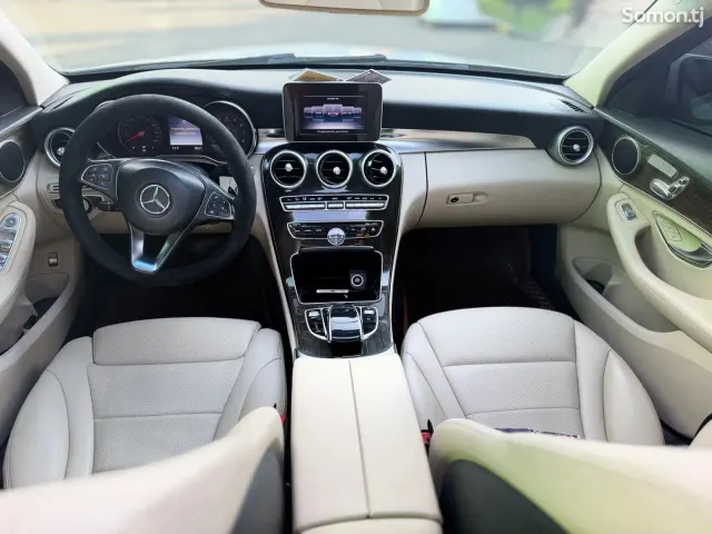 Mercedes-Benz C class 2015 · 2.0 AT