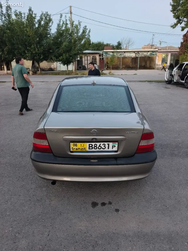 Opel Vectra B 1996 · 1.6 MT