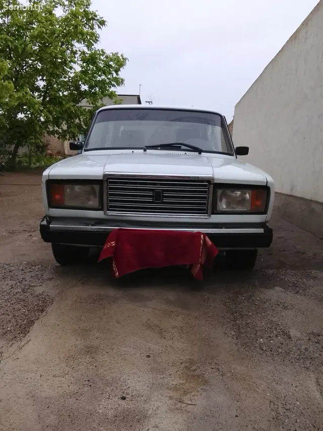 Lada (ВАЗ) 2107 2002 · 0.7 MT