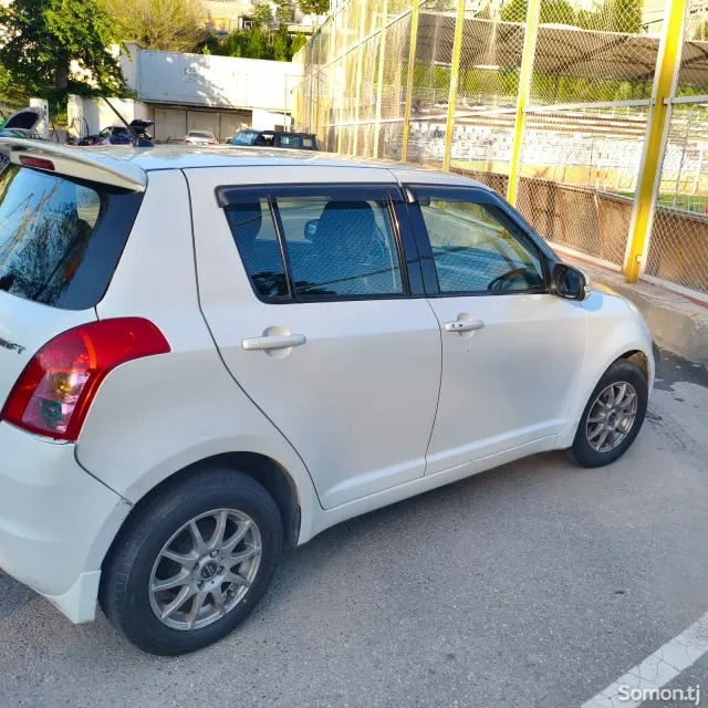 Suzuki Carry 2007 · 1.4 AT