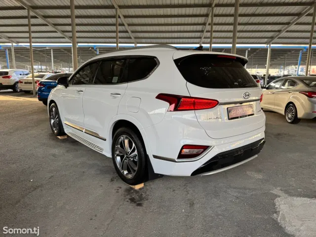 Hyundai Santa Fe 2018 · 2.0 AT