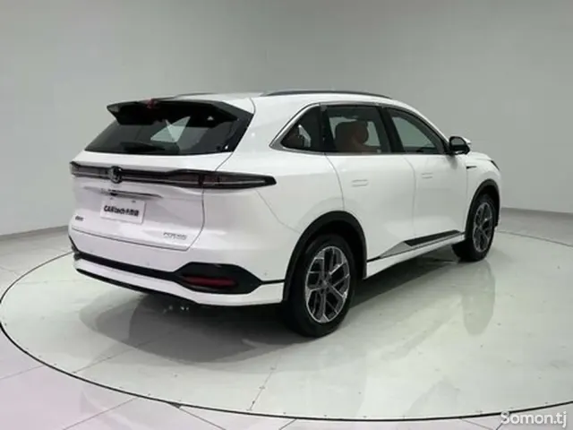 Changan CS 75 Plus 2025 · AT