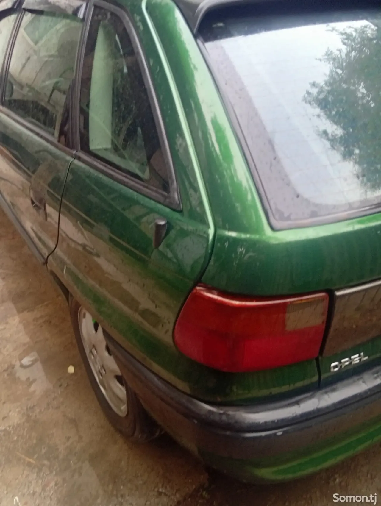 Opel Astra F 1996 · 1.6 MT