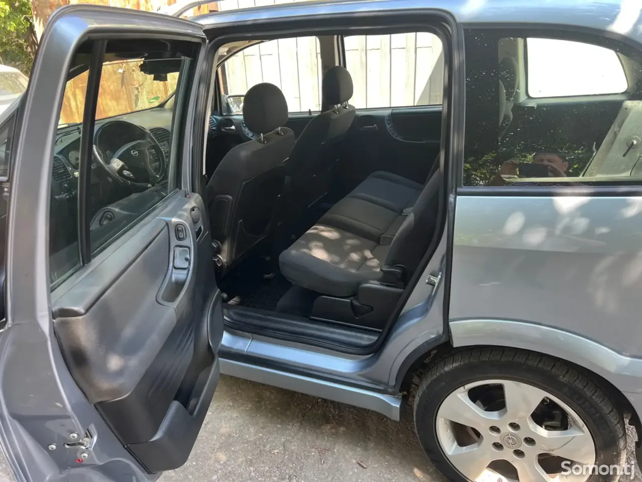 Opel Zafira 2006 · 2.2 AT