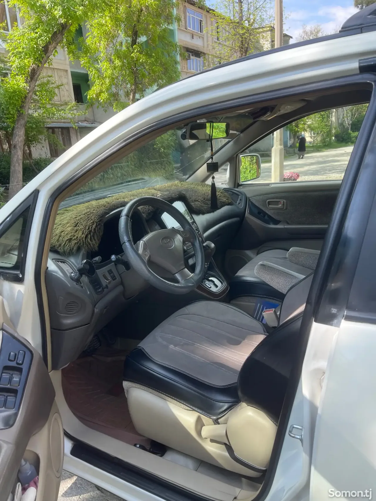 Toyota Harrier 1999 · 3.0 AT