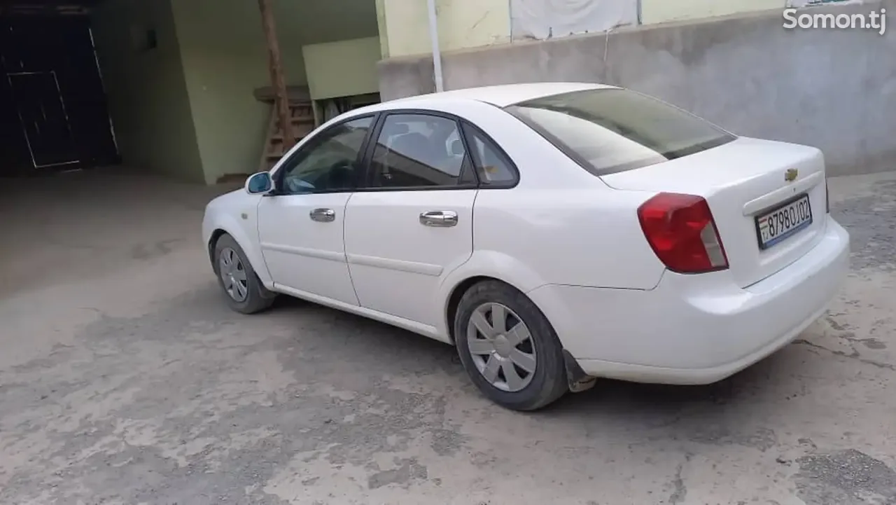 Chevrolet Lacetti 2002 · 1.8 MT
