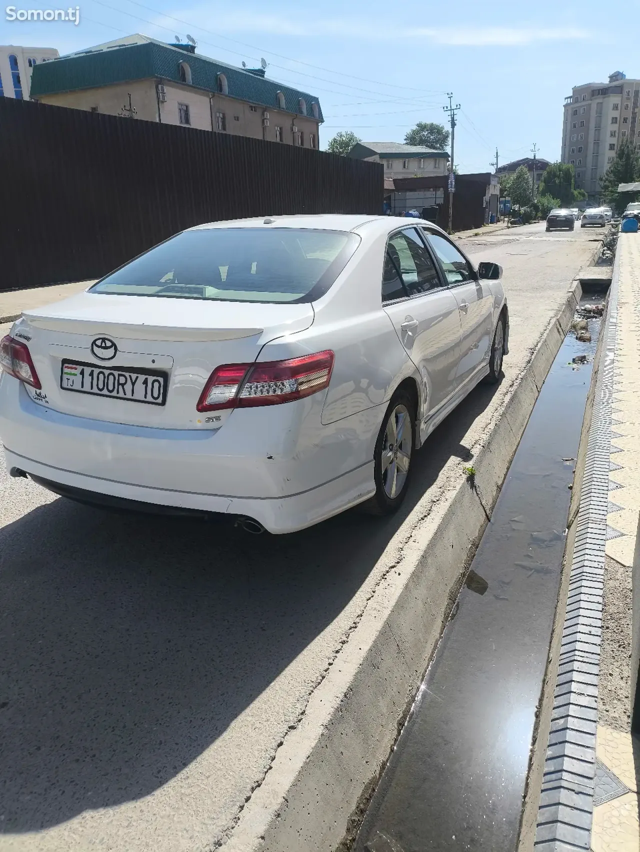 Toyota Camry 2011 · 3.5 AT