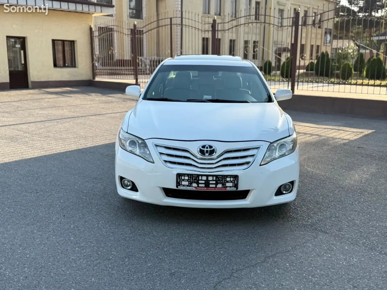 Toyota Camry 2011 · 3.5 AT