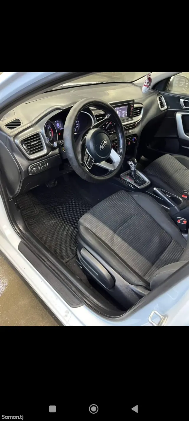 Kia Ceed 2019 · 1.6 AT