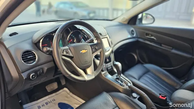 Chevrolet Cruze 2014 · 1.7 AT